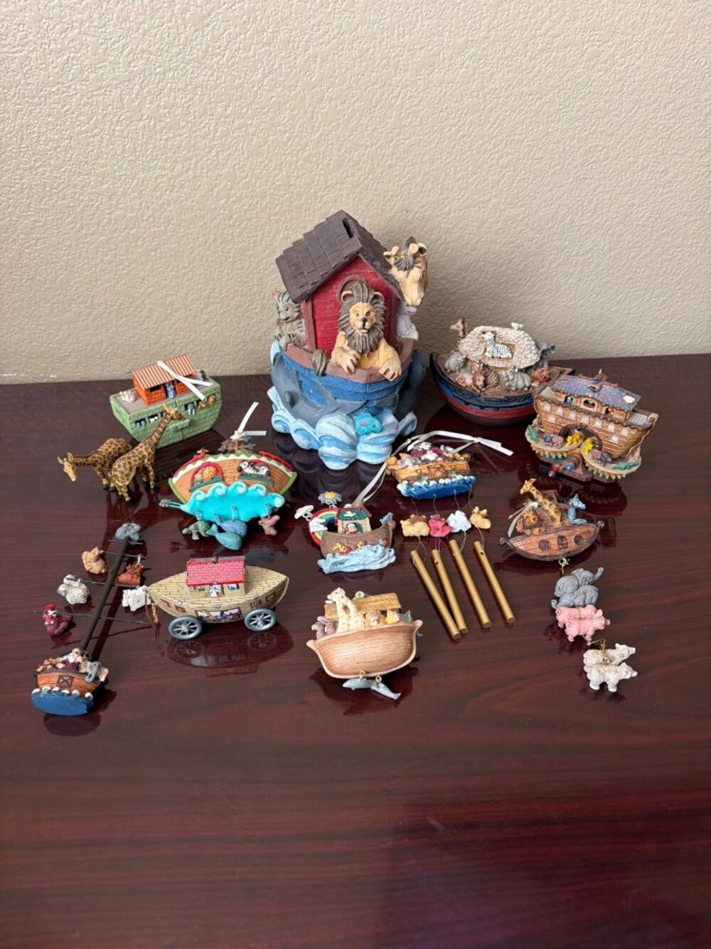 Vintage 17-Pc Noah’s Ark Figurine Ornament Lot Resin Animals Wind Chimes